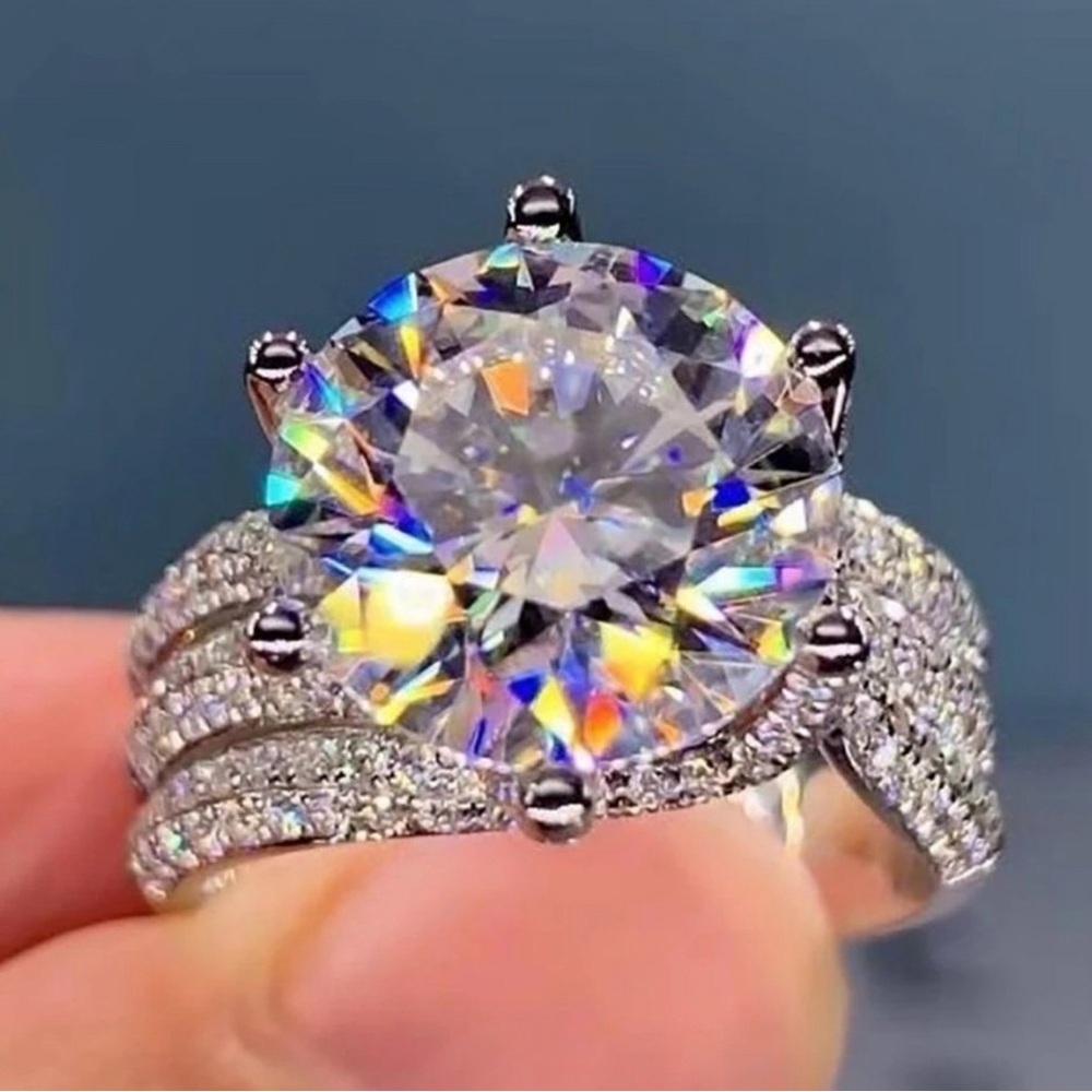 Silver 925 5CT Lab Grown Moissanite Brilliant Cut Forever Love Wedding Ring Siz7
